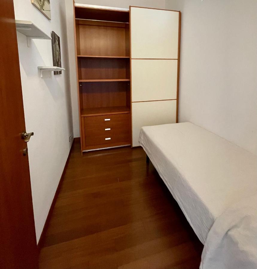 The Painting Apartment. A Central And Lovely Apartment In Milan Extérieur photo